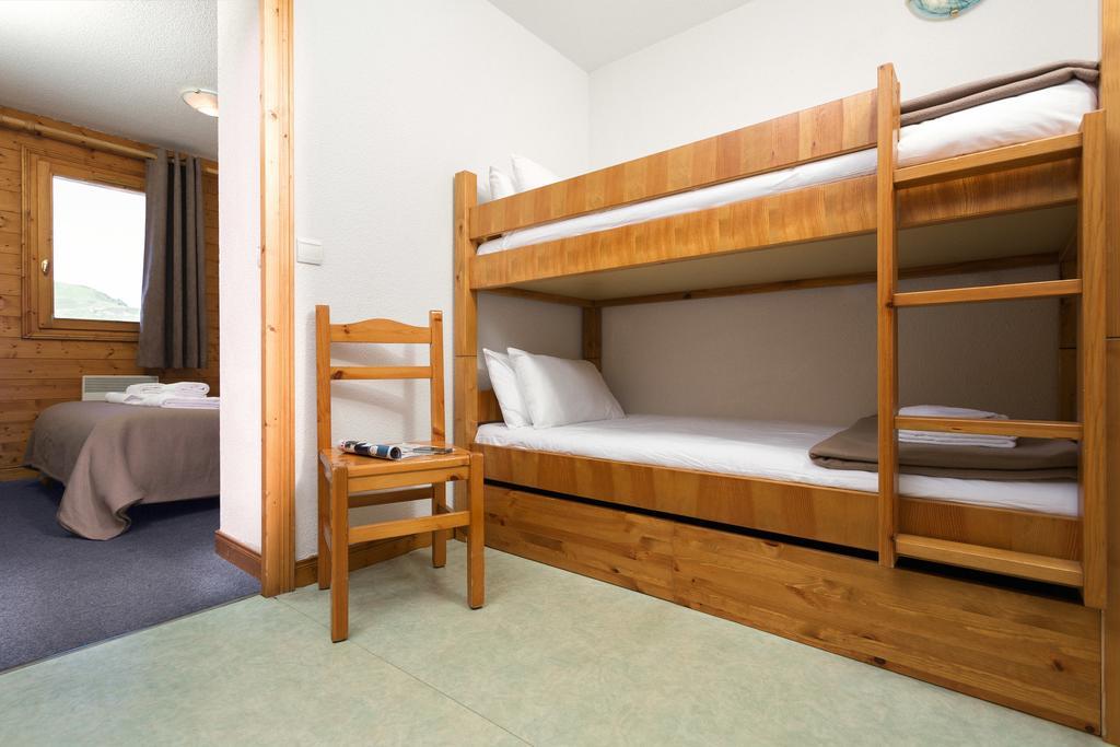 Madame Vacances Les Chalets Du Praz La Plagne Kamer foto